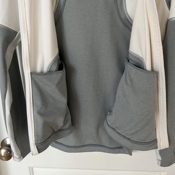 Athleta Quick Step jacket - Picture 5 of 9